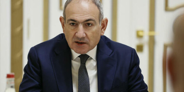 Paşinyan: Qarabağ erməniləri girov vəziyyətində idilər