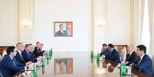 İlham Əliyev və Rixard Raşi Bakıda Slovakiya biznesi üçün yeni imkanları müzakirə ediblər