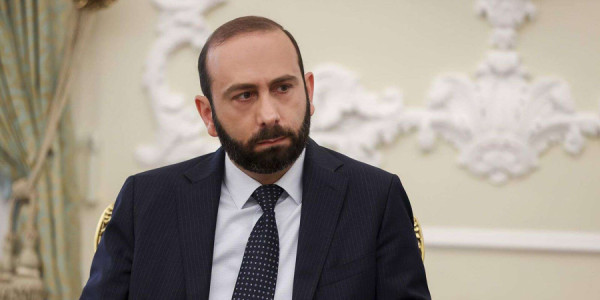 Mirzoyan: Rusiya ilə sağlam münasibətlər istəyirik
