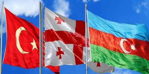 Gürcüstan, Azərbaycan və Türkiyə üçlüyü vahid əməkdaşlıq platforması kimi çıxış edir