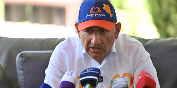 Ermənistan Rusiya əleyhinə sanksiyalara qoşulmayacaq