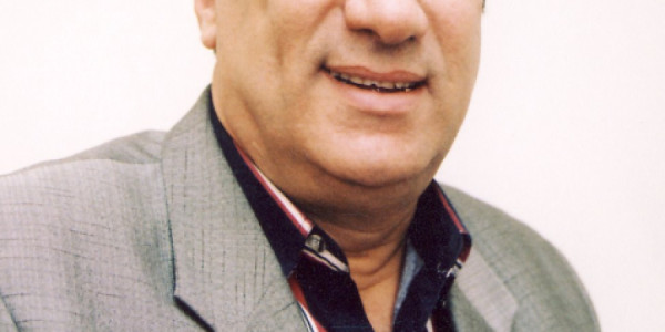 Səhnəmizin gülən üzü –