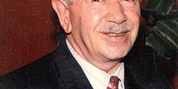 Bütöv bir jurnalist nəslini yetişdirən müəllim -
