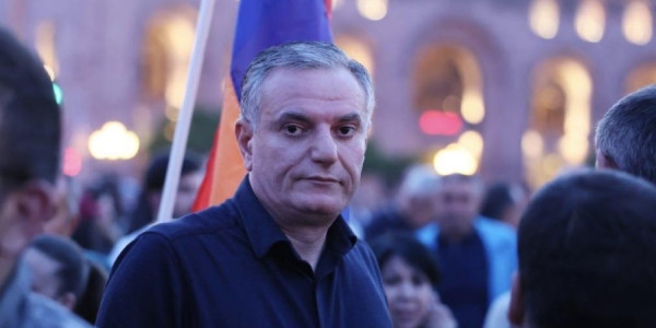 Ermənistan müdafiə nazirinin keçmiş müavini İkinci Qarabağ savaşı ilə bağlı sirləri açıb