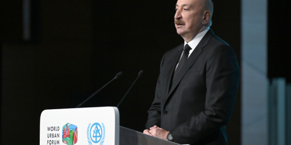 Prezident Bakıda aparılan müasir şəhərsalma prosesindən misallar gətirib