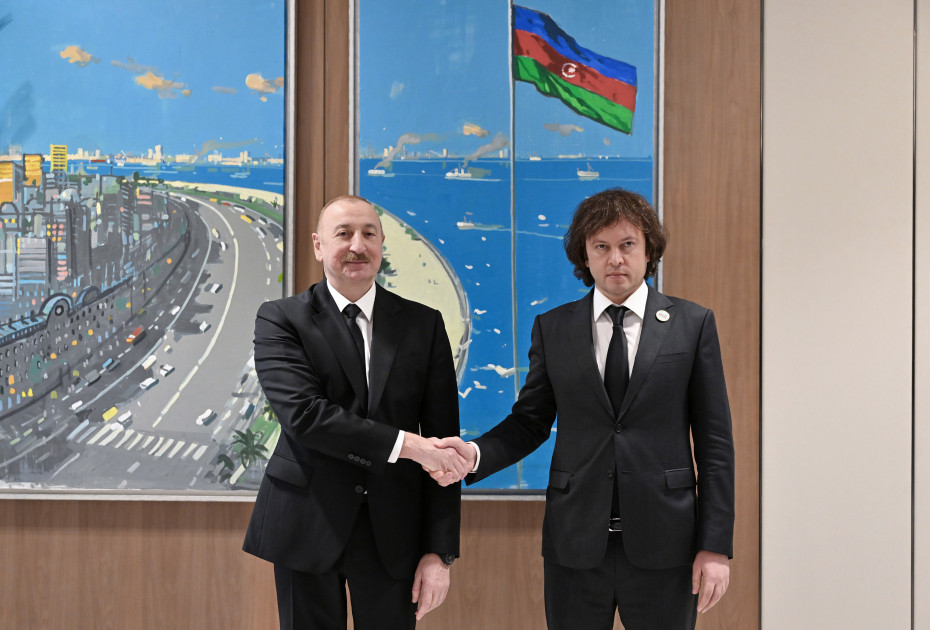 İlham Əliyevin Gürcüstanın Baş naziri ilə görüşü olub
