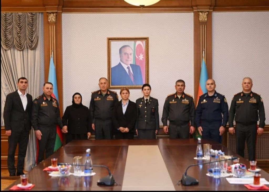 Milli Qəhrəman Pəncəli Teymurovun medalı ailəsinə təqdim olunub