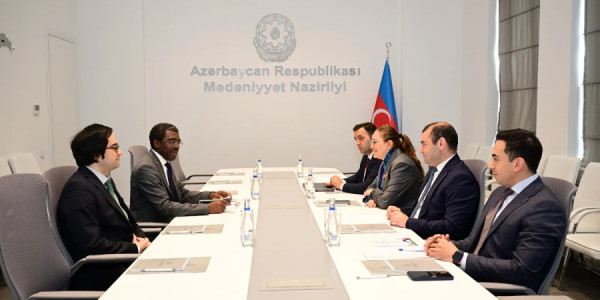 Azərbaycan ilə Dünya İrs Mərkəzi arasında əməkdaşlıq məsələləri müzakirə olunub