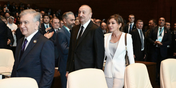 İlham Əliyevlə xanımının tədbirdən