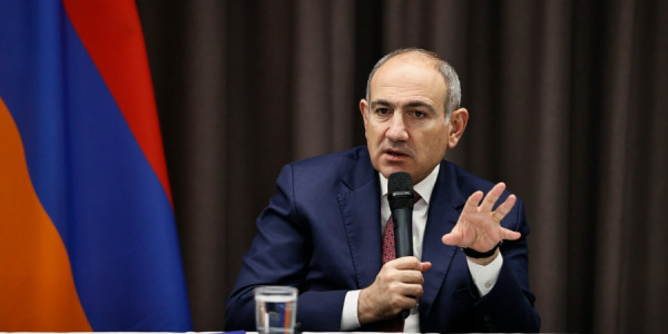 Paşinyan: Köçəryan və Karapetyana "diz çökdürəcəyəm"