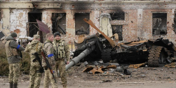 Ukrayna Rusiyaya rekord məsafədə zərbə endirib