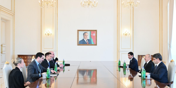 İlham Əliyev Slovakiya Baş nazirinin müavinini qəbul edib