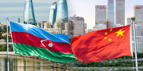 Azərbaycan–Çin münasibətləri iqtisadi əməkdaşlıqdan siyasi etimad səviyyəsinə yüksəlib
