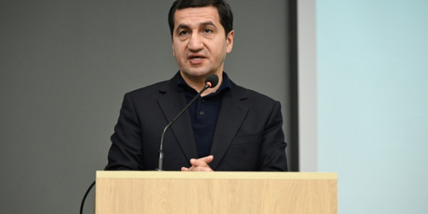 Hikmət Hacıyev: Azərbaycana qərəzli yanaşanlara qrant verənlərin sayı azalıb