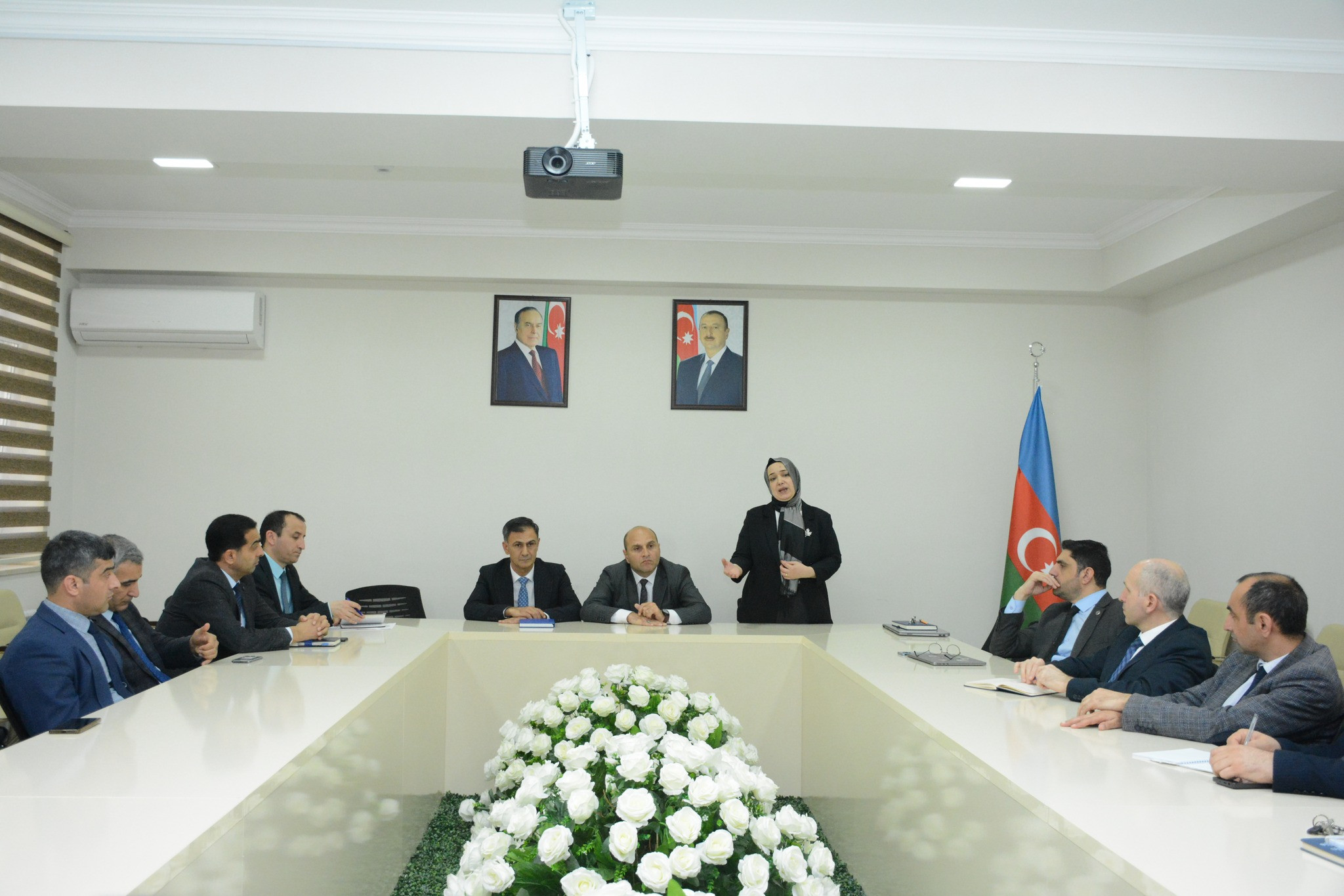 “Beynəlxalq reytinqdə (QS) təmsilolunma və impakt faktorlu elmi jurnallarda dərc olunma” mövzusunda seminar keçirilib
