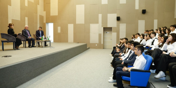 "Milli dəyərlər və müasir Azərbaycan gəncliyi" mövzusunda gənclərlə görüş keçirilib