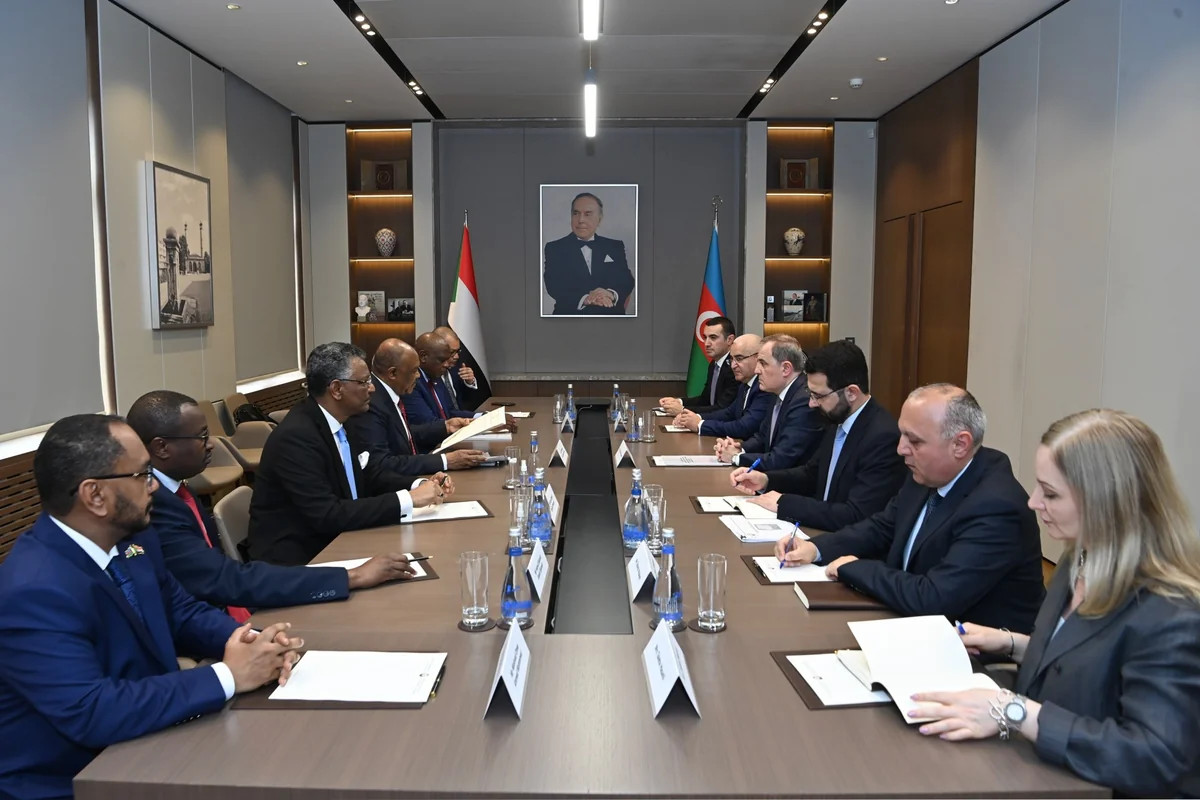 Azərbaycanla Sudan arasında çoxtərəfli əməkdaşlıq müzakirə olunub -