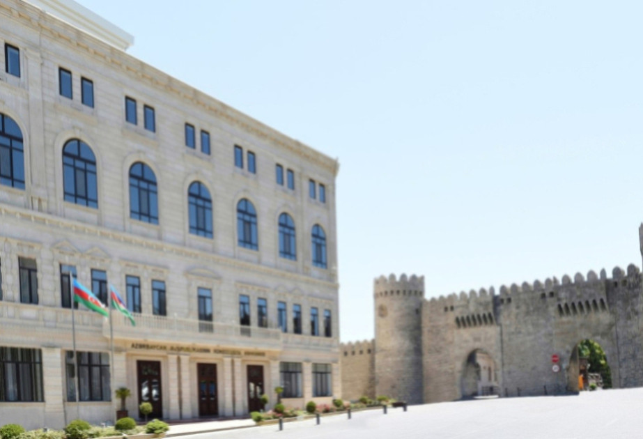 Konstitusiya Məhkəməsindən mühüm qərar: Mülki və notariat normaları ilə bağlı yeni şərh qəbul edilib