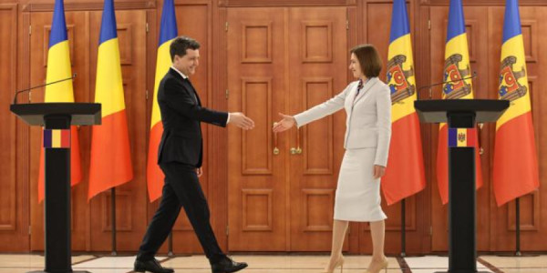 Rumıniya şəhzadəsi Moldovaya səfər edib