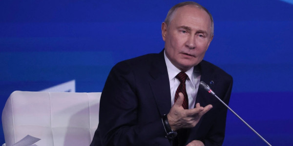 Putin nüvə silahları barədə danışdı