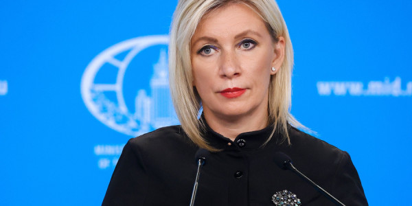 Zaxarova Qərb mediasını hədəf aldı: Saxta kampaniyalar uydururlar