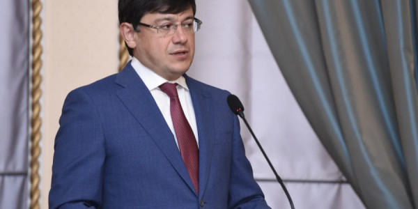 Fuad Muradov Dublində Azərbaycan icması ilə görüşüb