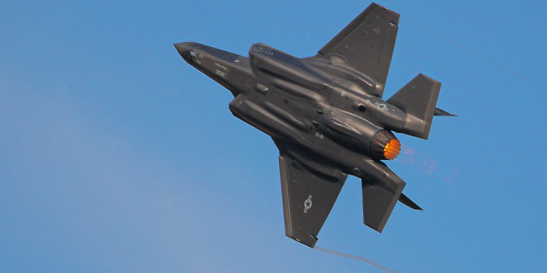 Polşa ABŞ-dən ilk F-35 qırıcılarını alıb