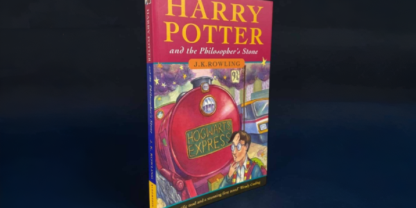"Herri Potter və Fəlsəfə Daşı"nın ilk nəşri 23.000 dollara satılıb