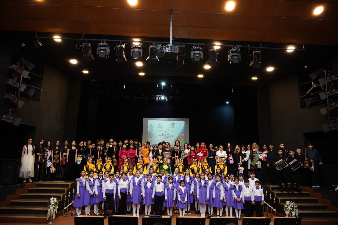 Şəkidə 28 May-Müstəqillik Gününə həsr olunan konsert proqramı keçirilib