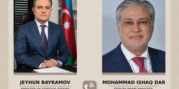 Ceyhun Bayramov pakistanlı həmkarı ilə enerji əməkdaşlığının genişləndirilməsini müzakirə edib