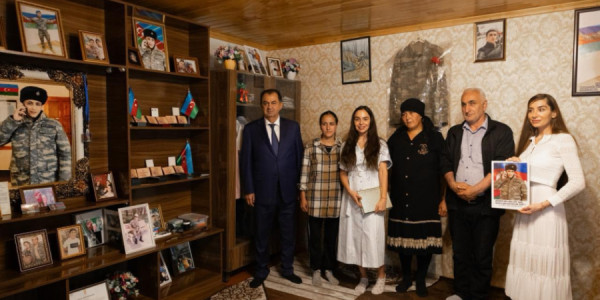 Leyla Əliyeva və Arzu Əliyeva Lənkəranda şəhid ailəsini ziyarət ediblər
