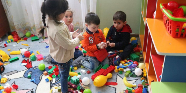 Uşaqların bağçaya qəbulunda sosial meyarlar müzakirə olunur