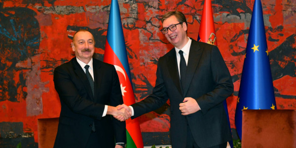 Aleksandar Vuçiç İlham Əliyevi təbrik edib