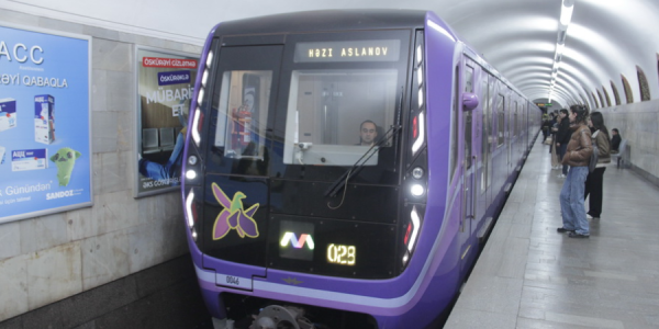 Bakı metrosunda qatarların intervalında yubanmalar müşahidə olunur