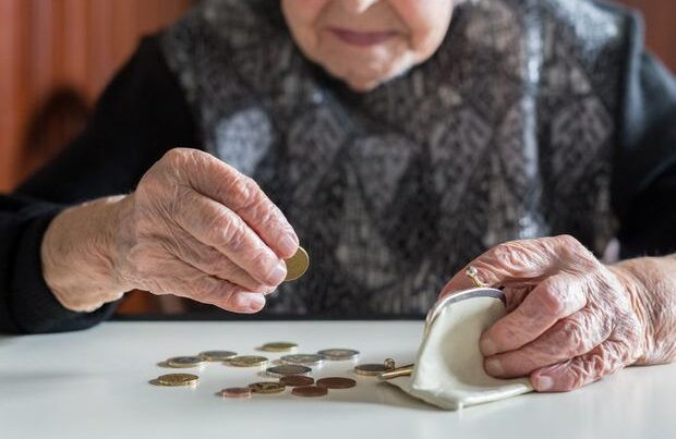 Milli Məclisdə pensiyalarla bağlı məsələ müzakirə edilib