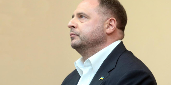 TASS: Ukraynadakı korrupsiya qalmaqalı serial süjetinin xətti ola bilər