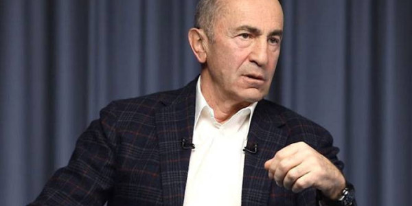 Sakinlər Köçəryanı çörək və duzla qarşılayıblar