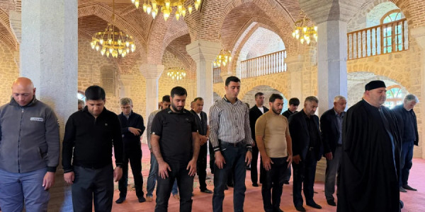 Şuşada Qurban bayramı namazı qılınıb