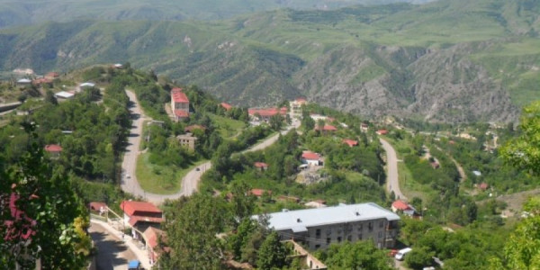Belqradda Azərbaycanın azad edilmiş ərazilərində aparılan bərpa-quruculuq işlərindən danışılıb