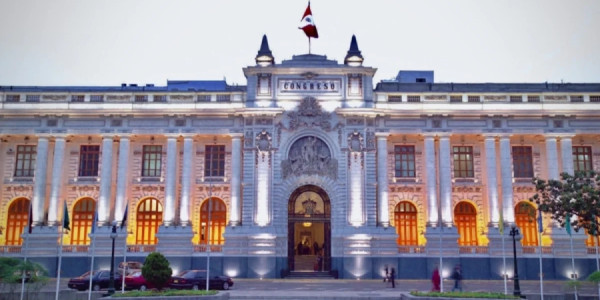 Peru Konqresi dünya azərbaycanlılarını Müstəqillik Günü münasibətilə təbrik edib