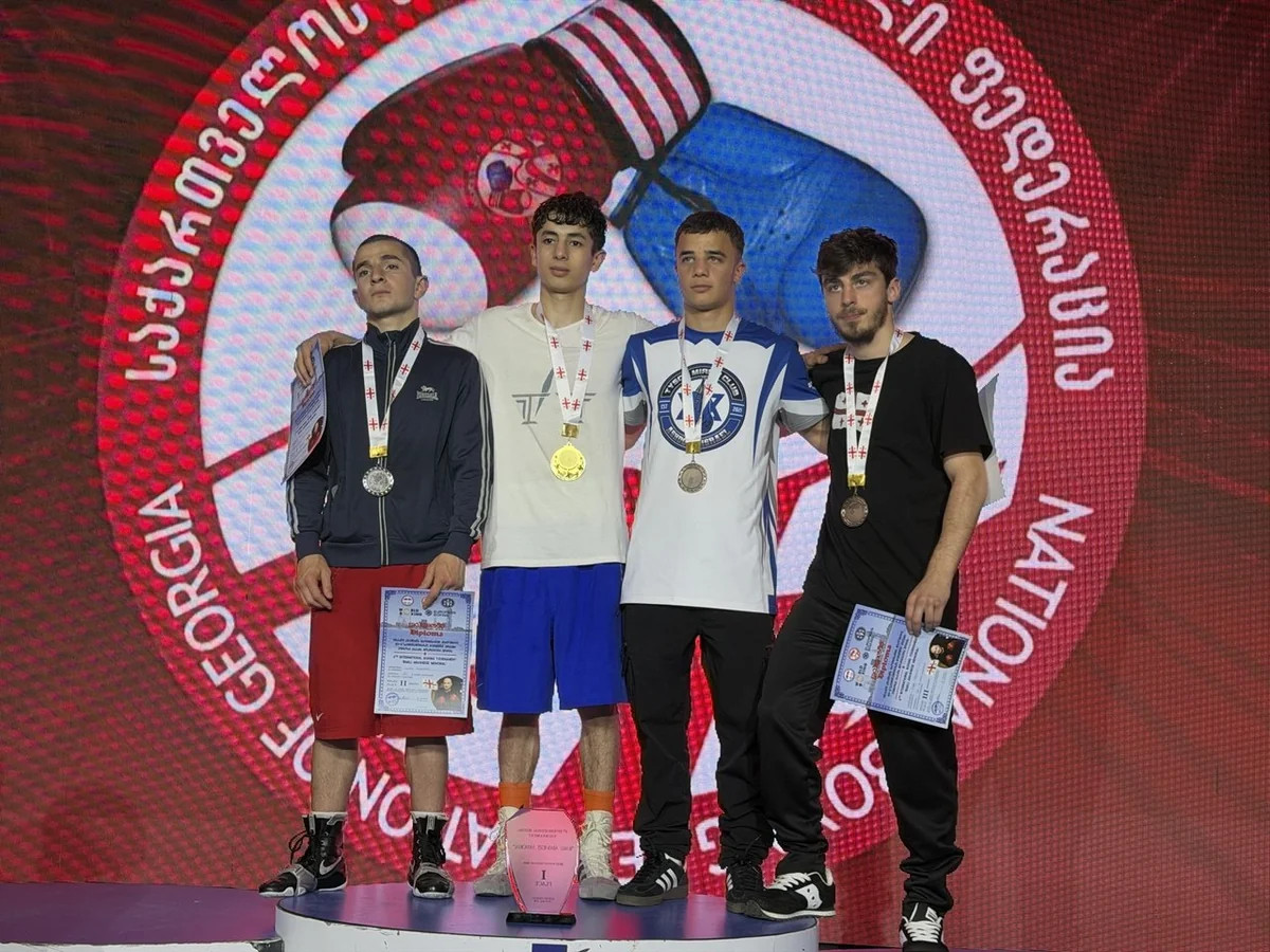 Azərbaycan boksçuları Batumidə 5 medal qazanıblar