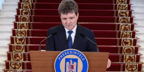 Ruminiya Rusiya baş konsulu arzuolunmaz şəxs elan edib