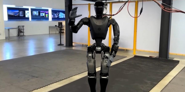 Humanoid robotlar Ukraynada cəbhə xəttində sınaqdan keçirilib