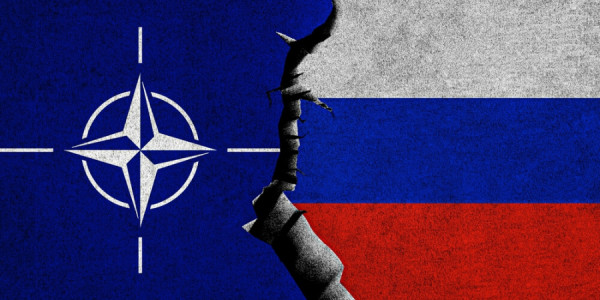 Rumıniyada yaşayış binasına düşən dron NATO ərazisi ilə bağlı narahatlıqları artırıb