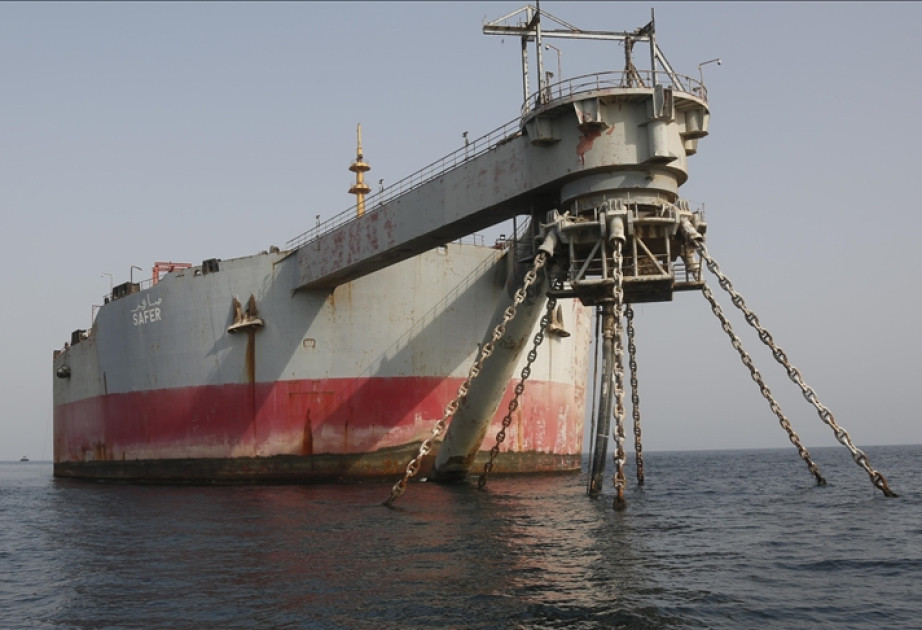 Fransa Atlantik okeanında Rusiya tankerinə müdaxilə edib