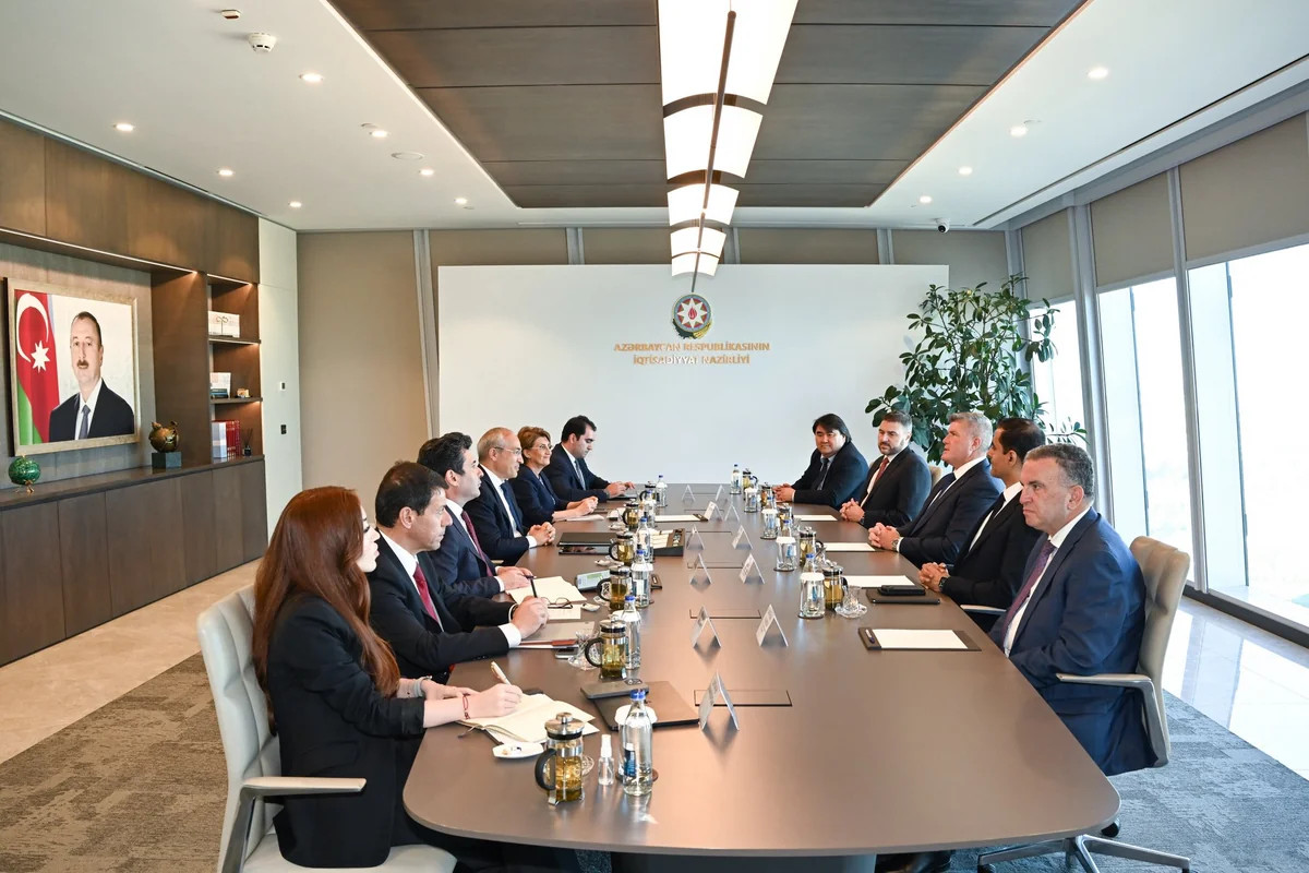 Azərbaycan "Chevron"la karbonsuzlaşma layihələrini müzakirə edib