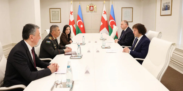 Azərbaycan və Gürcüstan arasında hərbi əməkdaşlıq müzakirə olunub