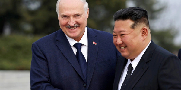 Lukaşenko Kim Çen In haqqında danışdı: O, diktator deyil