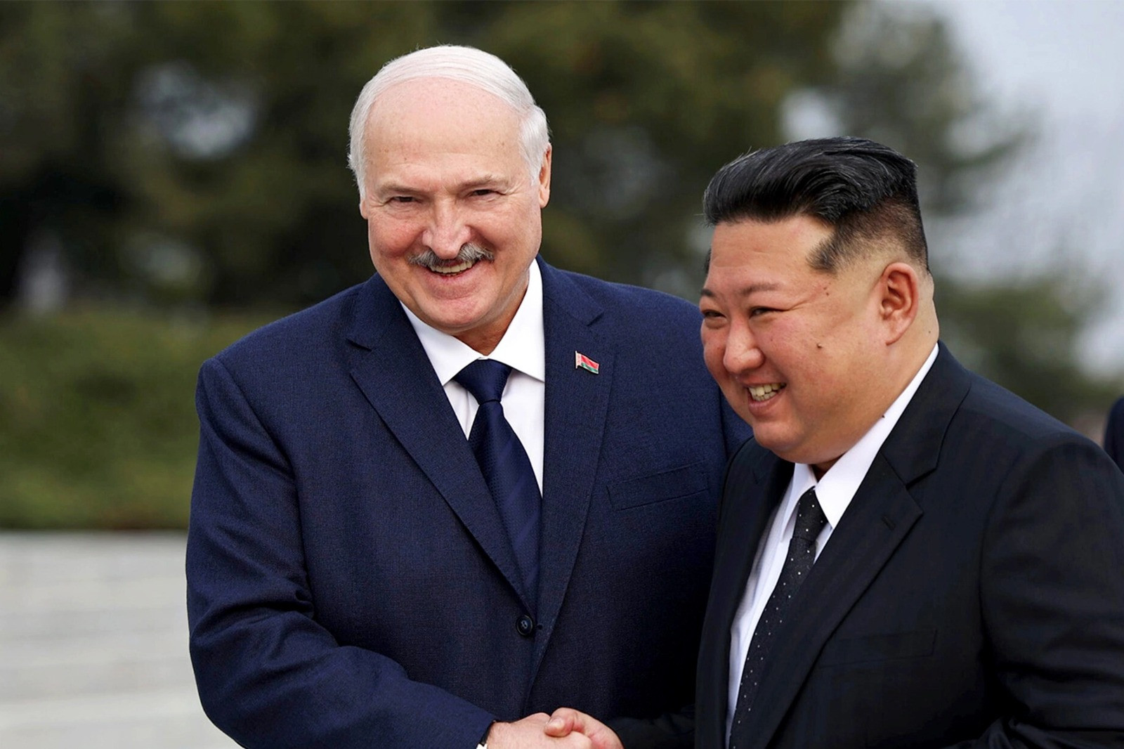 Lukaşenko Kim Çen In haqqında danışdı: O, diktator deyil
