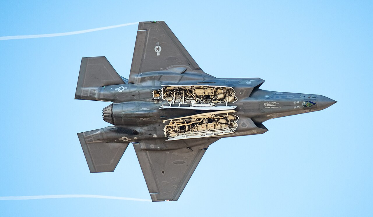 Kanada milyardlıq F-35 planını dəyişir –